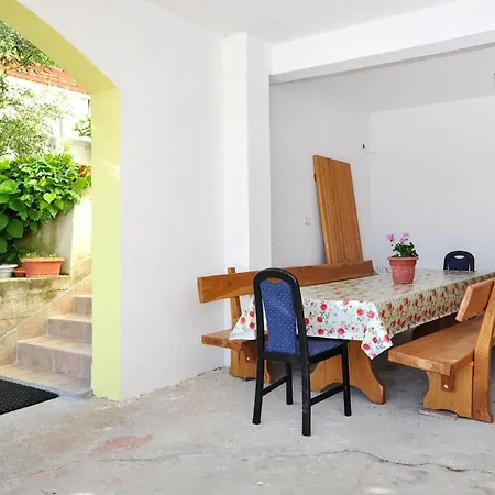 With Parking Space Pisak, Omis - 2827 * Mimice
