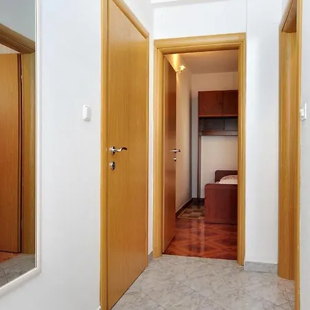 With Parking Space Pisak, Omis - 2827 Apartman *
