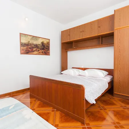 With Parking Space Pisak, Omis - 2827 Apartman Mimice